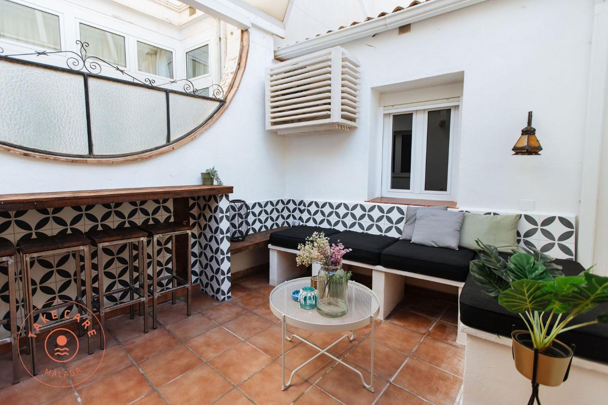 Apartment Casa Riad With Spacious Patio - Tcm Málaga Dış mekan fotoğraf