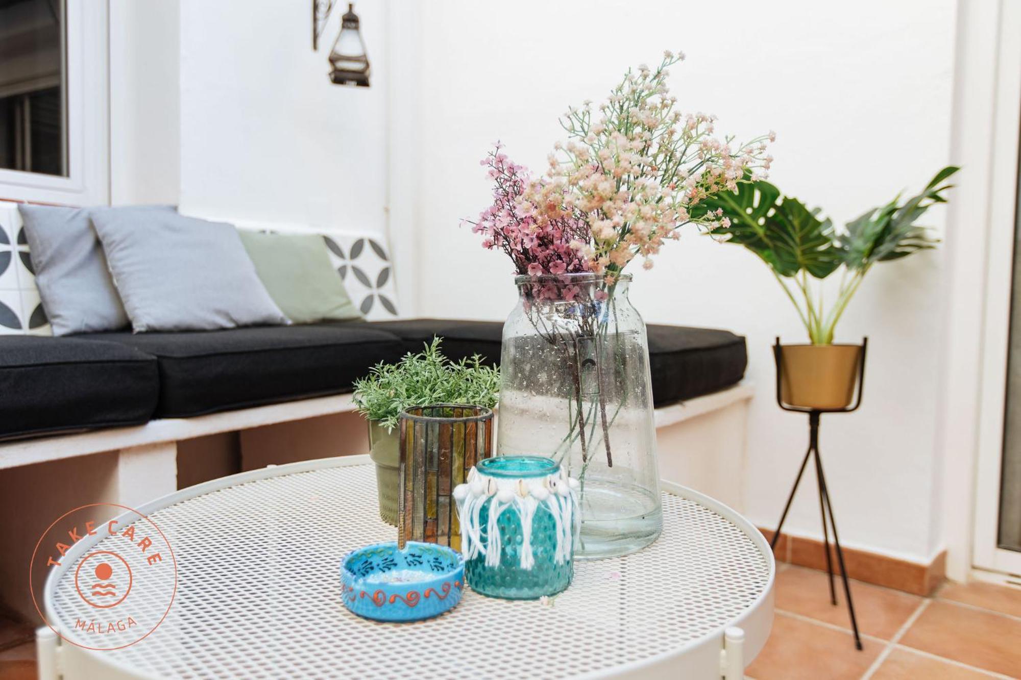 Apartment Casa Riad With Spacious Patio - Tcm Málaga Dış mekan fotoğraf